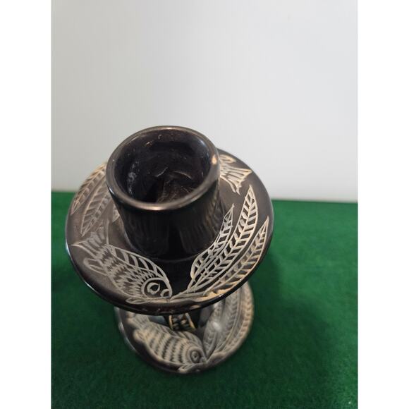 Vintage set of hand carved black soapstone candleholder Fish and Leaf Motif - Picture 10 of 10